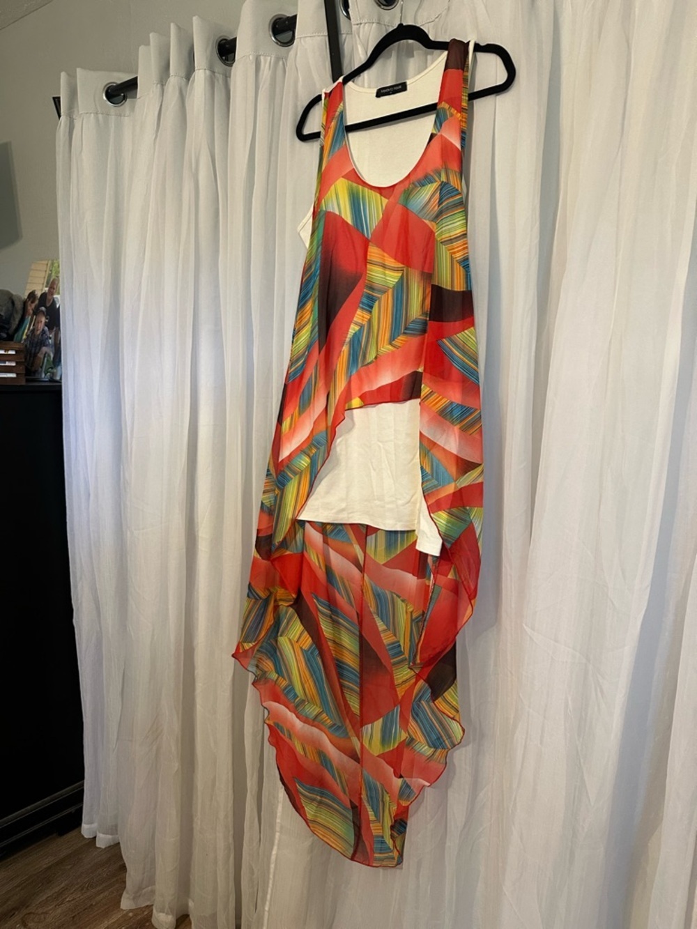 Fashion to Figure unique dress with uneven hemline and geometric design. - Picture 3 of 13